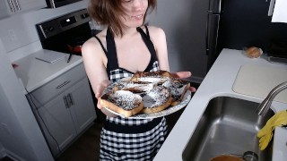 pov-ur-femboy-bf-makes-you-french-toast-and-loves-you