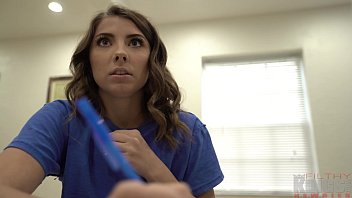 slutty-teen-ava-eden-shows-up-to-set-ready-to-fuck