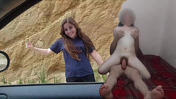 ay-duele-pequea-e-inocente-chavita-putipobre-de-tijuana-le-da-las-nalgas-a-un-viejo-por-apoyo-econmico-real-no-fake