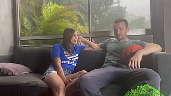 girlfriend-happy-to-cheat-after-boyfriend-loses-bet