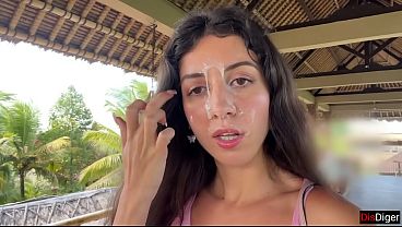 girl-asks-waiter-to-cover-her-face-with-cum-in-public-cafe-to-eat-burger