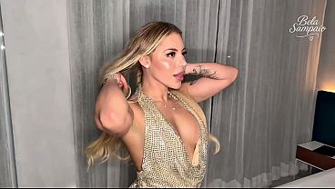 estrangeiro-dotado-fode-brasileira-gostosa-depois-de-conhecer-o-poder-de-uma-bunda-latina