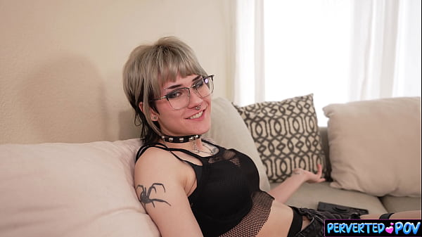 tutor-fucks-his-hot-goth-student