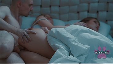 will-step-dad-fuck-and-cum-inside-step-daughter-jessie-ames-in-share-bed-while-step-mom