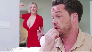 houseofyre-dee-williams-cheats-with-the-delivery-boy-in-ding-dong